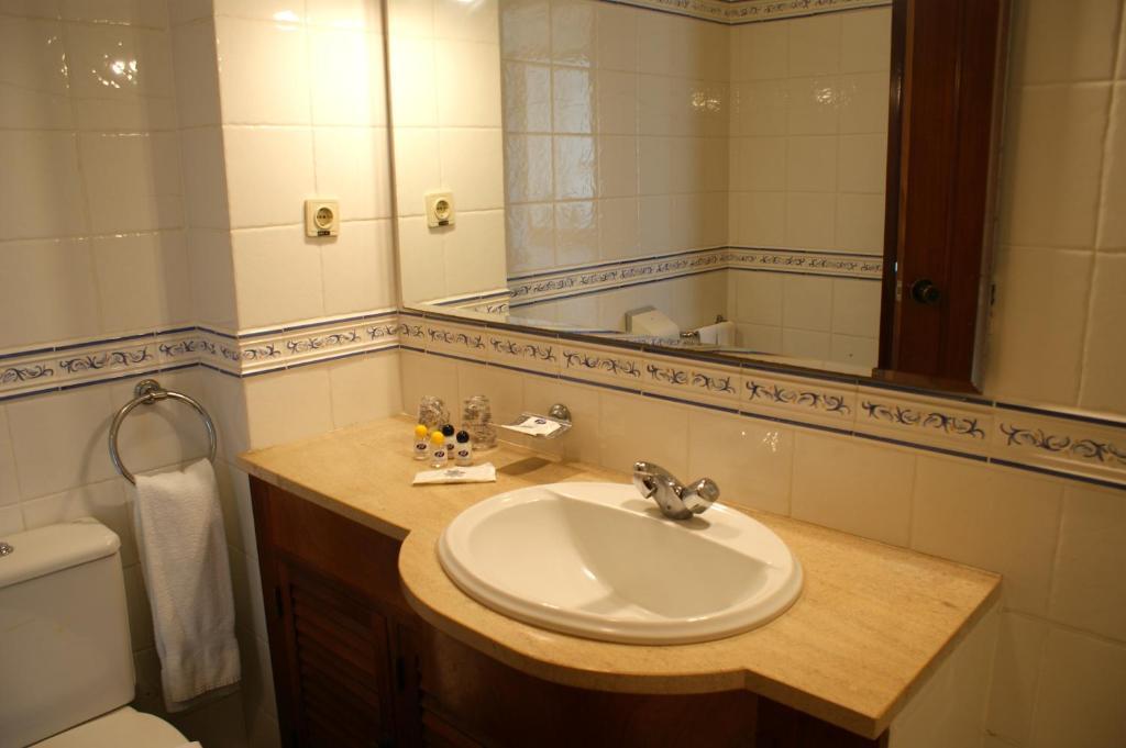 Hotel O Novo Principe Almeirim Habitación foto